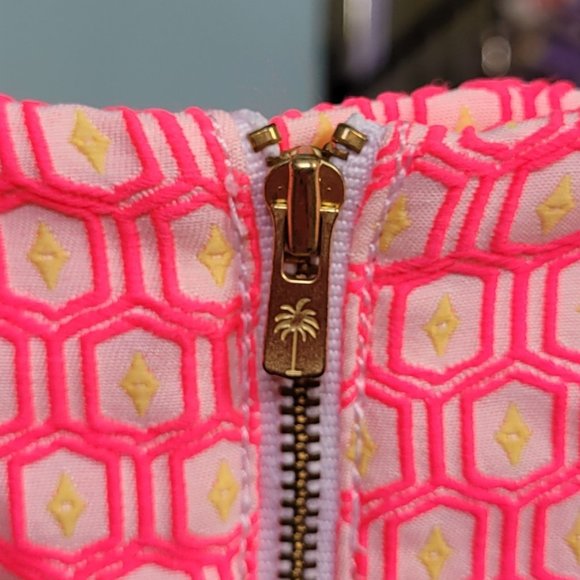 Lilly Pulitzer Lisa Short Hotty Pink Geo Jacquard Size 0 - Picture 6 of 8